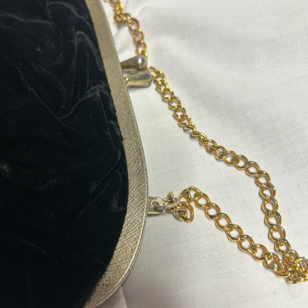 Vintage Black Velvet Purse Gold Color Strap 1960s Evening Bag - Picture 7 of 10